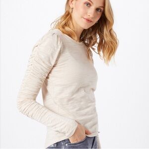 We The Free by Free People Natasha Ruched Sleeve Top – Medium – Cream